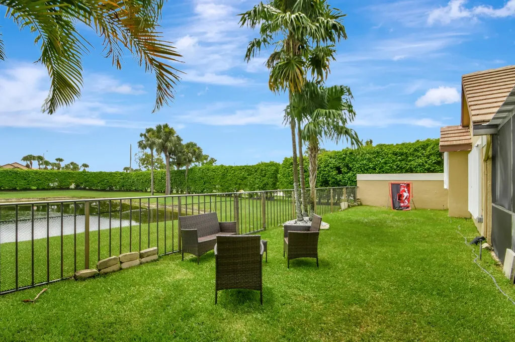 8071 Popash Court Boynton Beach FL 33472