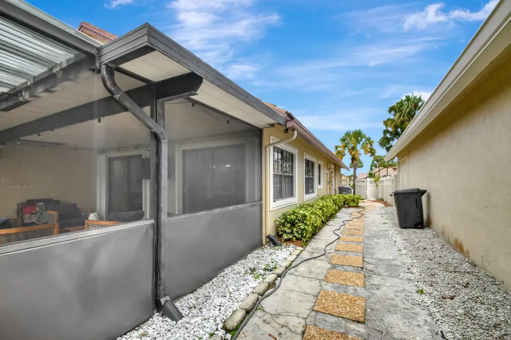 8071 Popash Court Boynton Beach FL 33472