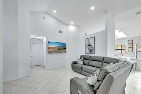 8071 Popash Court Boynton Beach FL 33472