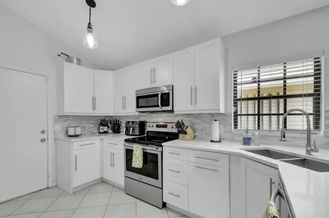 8071 Popash Court Boynton Beach FL 33472