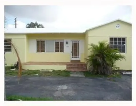 1655 Hayes Street Hollywood FL 33020