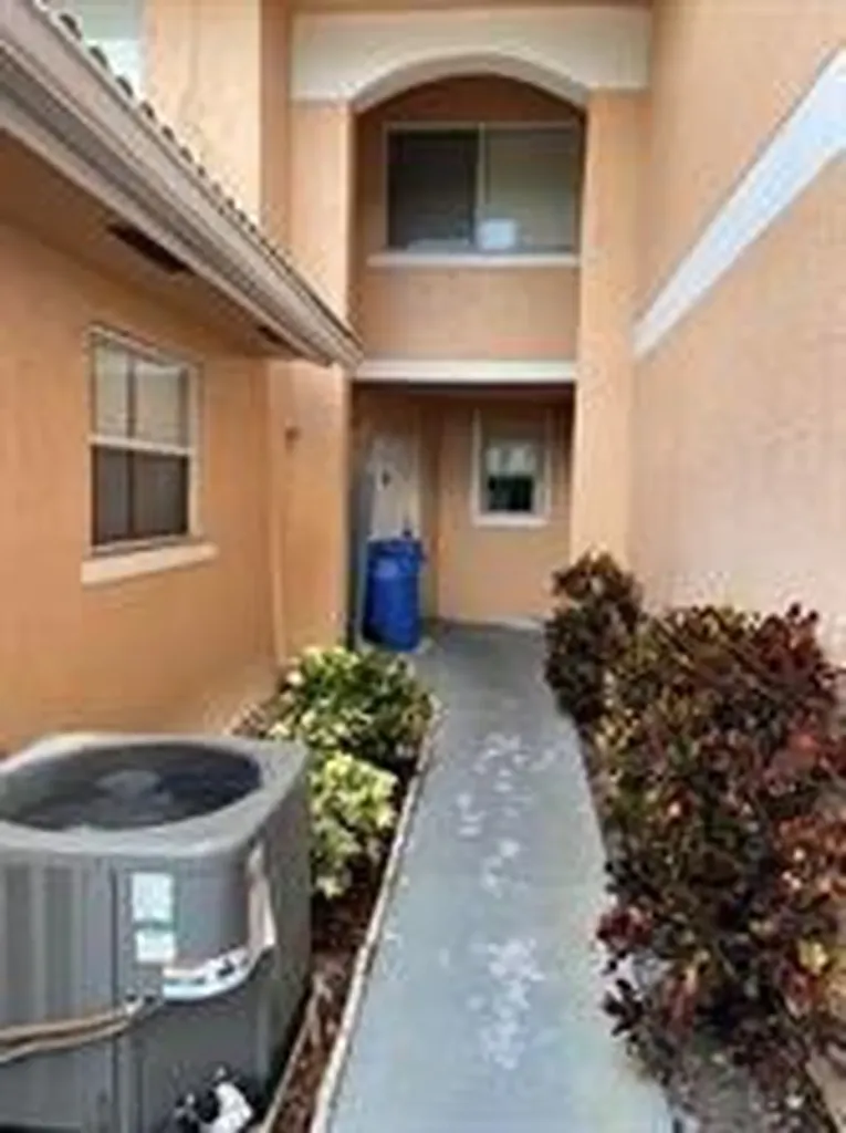 3255 NW 44th Street Fort Lauderdale FL 33309