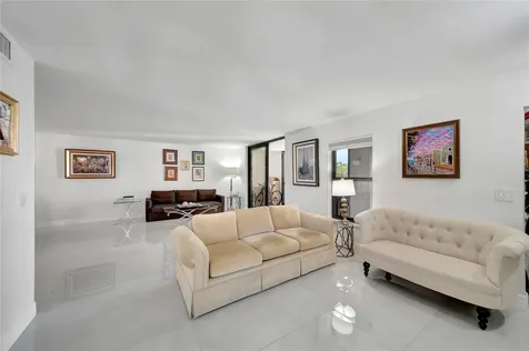 3521 Environ Boulevard Lauderhill FL 33319
