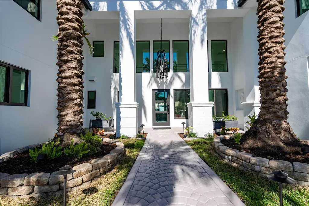 2817 NE 26th Court Fort Lauderdale FL 33306