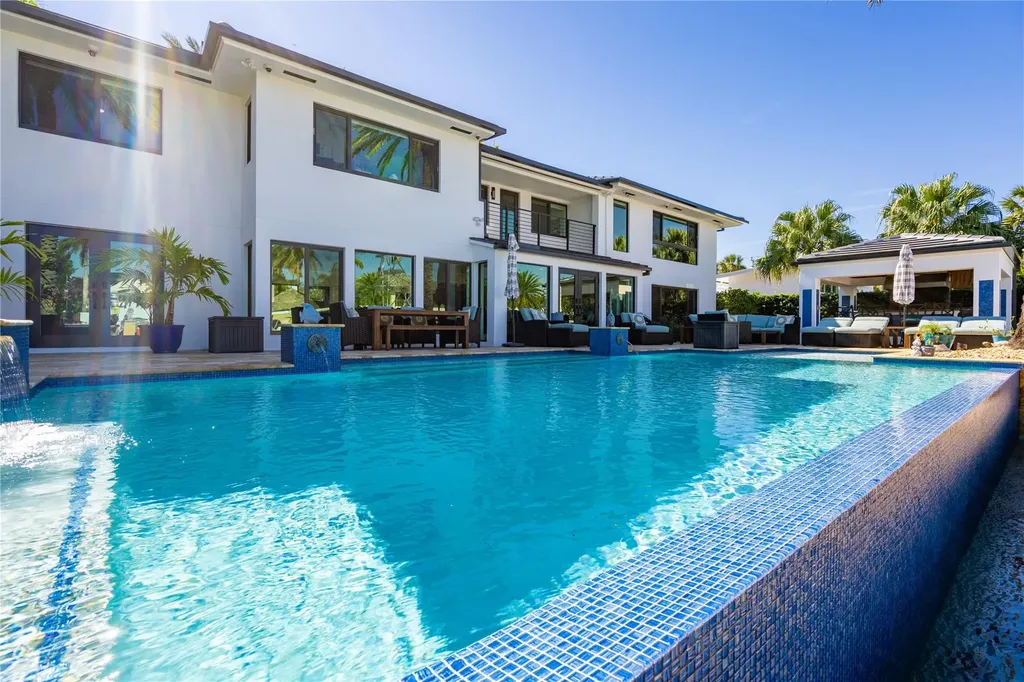 2817 NE 26th Court Fort Lauderdale FL 33306
