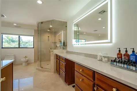 2817 NE 26th Court Fort Lauderdale FL 33306