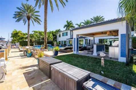 2817 NE 26th Court Fort Lauderdale FL 33306