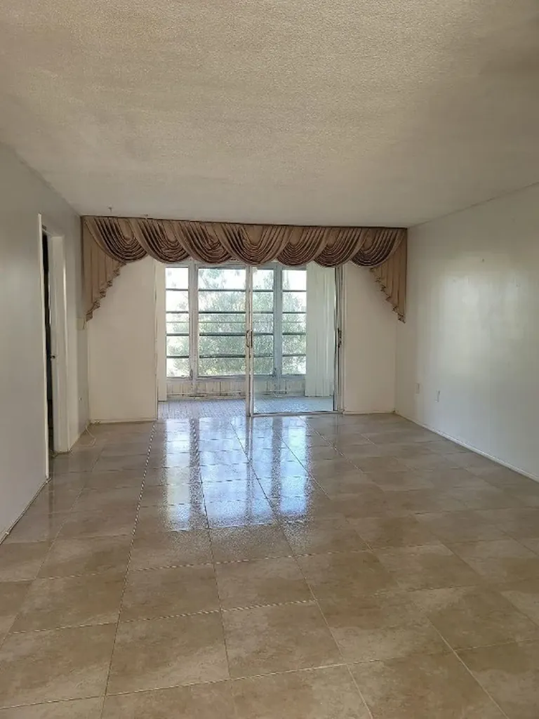 2951 E Sunrise Lakes Drive Sunrise FL 33322