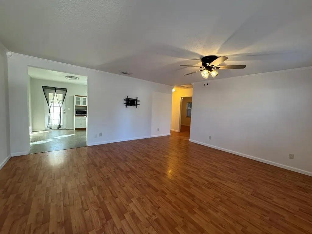 380 NW 43rd Court Oakland Park FL 33309