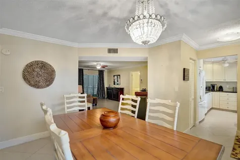 4270 NW 40th Street Lauderdale Lakes FL 33319