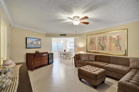 4270 NW 40th Street Lauderdale Lakes FL 33319