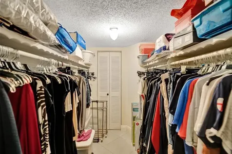 4270 NW 40th Street Lauderdale Lakes FL 33319