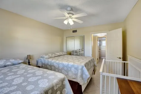 4270 NW 40th Street Lauderdale Lakes FL 33319