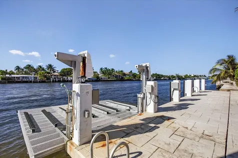 513 S Riverside Drive Pompano Beach FL 33062