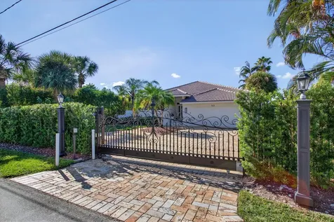 513 S Riverside Drive Pompano Beach FL 33062
