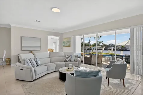 513 S Riverside Drive Pompano Beach FL 33062
