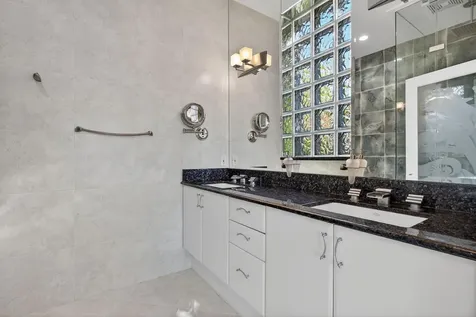 513 S Riverside Drive Pompano Beach FL 33062