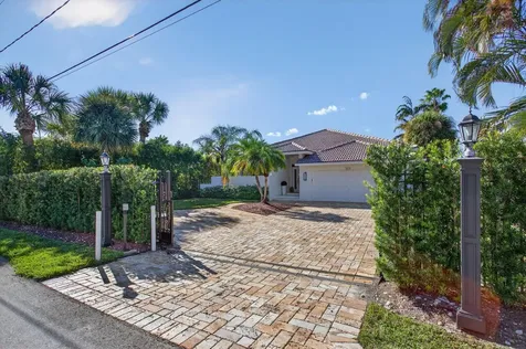 513 S Riverside Drive Pompano Beach FL 33062