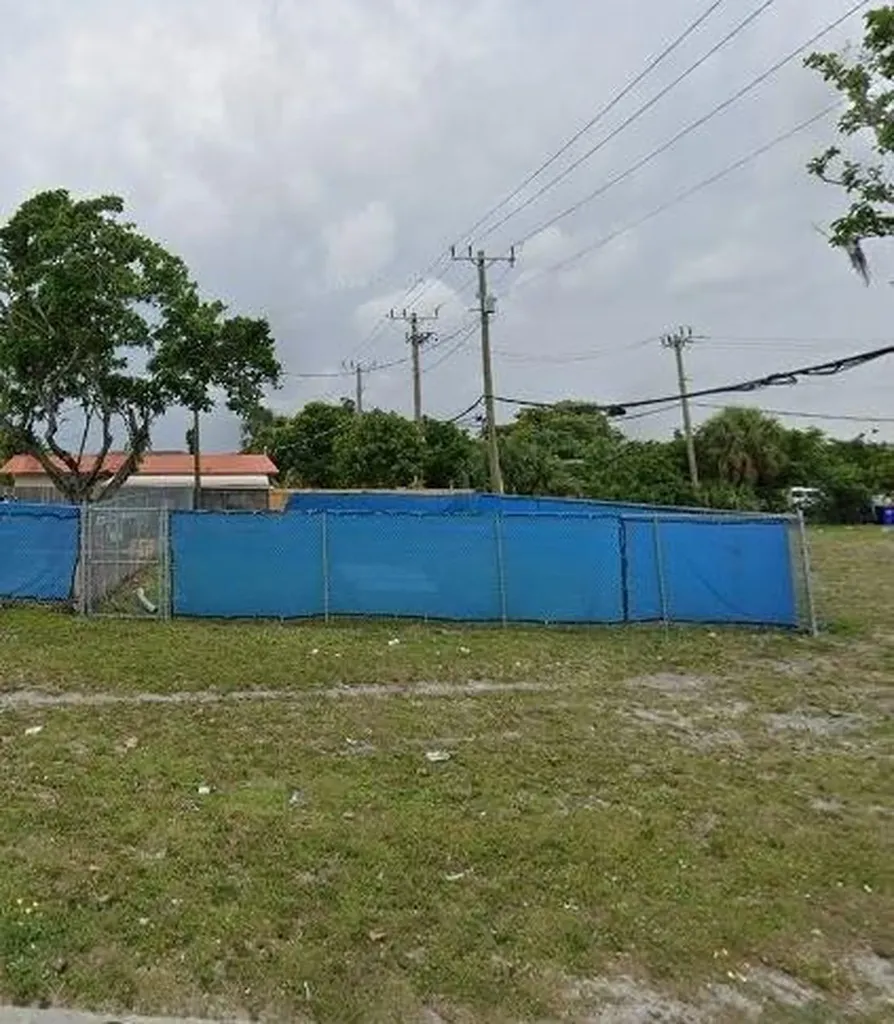 NW 27th Avenue Pompano Beach FL 33069