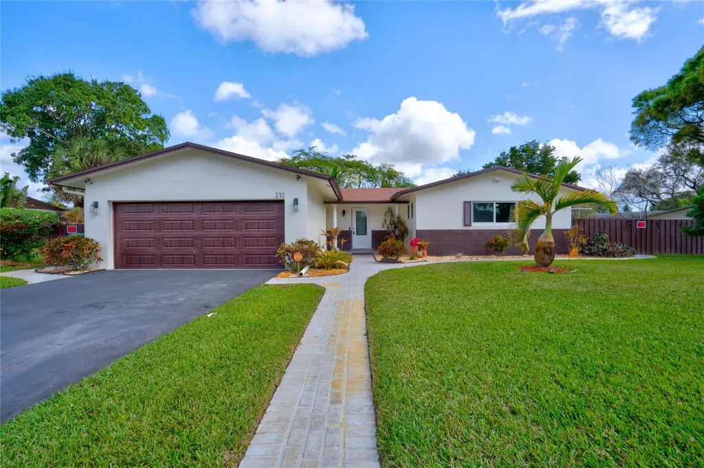 310 SW 66th Terrace Margate FL 33068