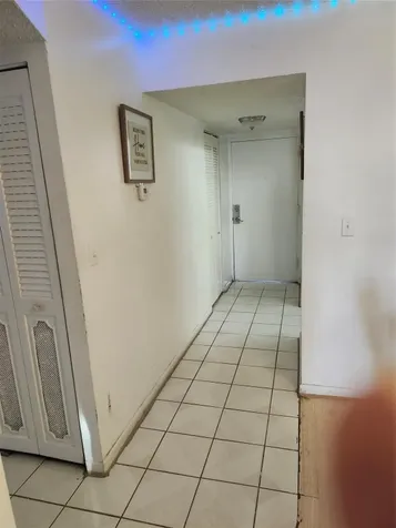 2840 Somerset Drive Lauderdale Lakes FL 33311