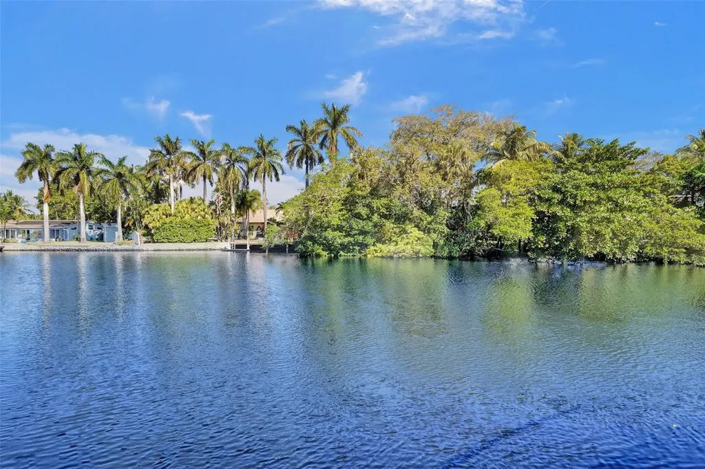 1785 N Andrews Square Fort Lauderdale FL 33311