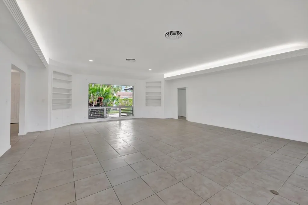2390 SW 27th Te Fort Lauderdale FL 33312
