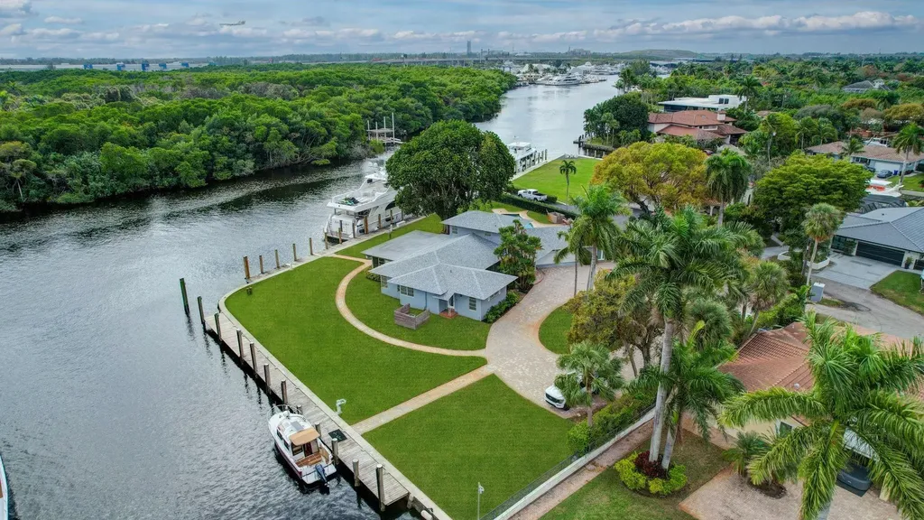 2390 SW 27th Te Fort Lauderdale FL 33312