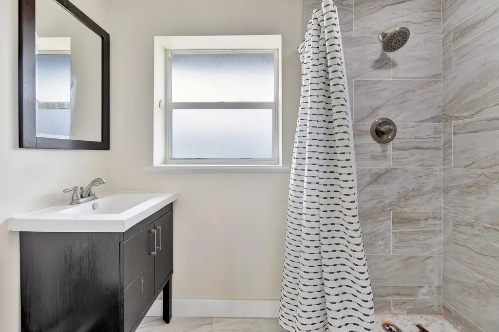 2390 SW 27th Te Fort Lauderdale FL 33312