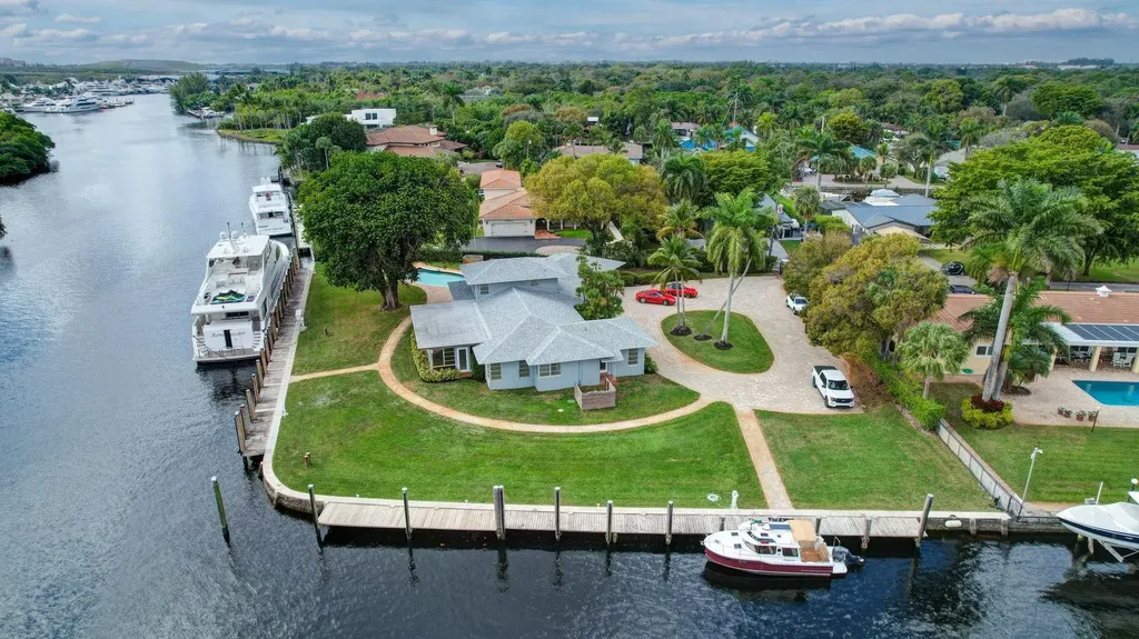 2390 SW 27th Te Fort Lauderdale FL 33312