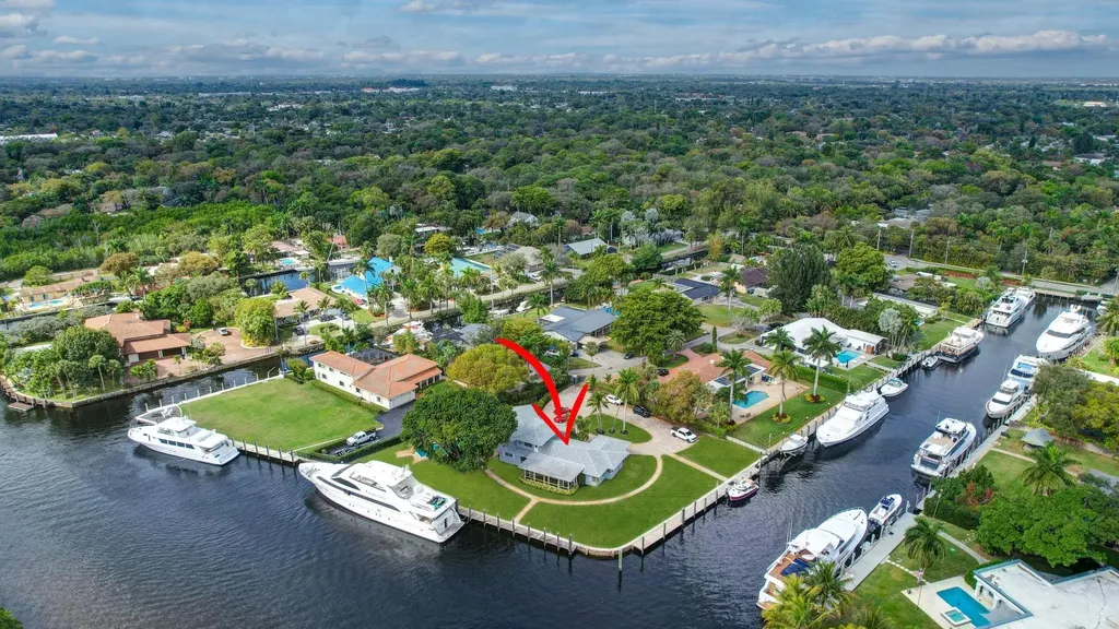 2390 SW 27th Te Fort Lauderdale FL 33312