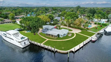 2390 SW 27th Te Fort Lauderdale FL 33312