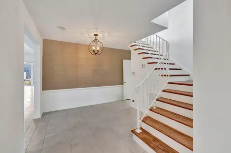 2390 SW 27th Te Fort Lauderdale FL 33312
