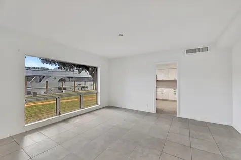 2390 SW 27th Te Fort Lauderdale FL 33312