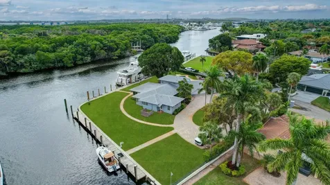 2390 SW 27th Te Fort Lauderdale FL 33312
