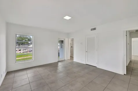 2390 SW 27th Te Fort Lauderdale FL 33312