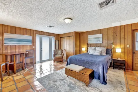 2390 SW 27th Te Fort Lauderdale FL 33312