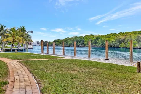 2390 SW 27th Te Fort Lauderdale FL 33312