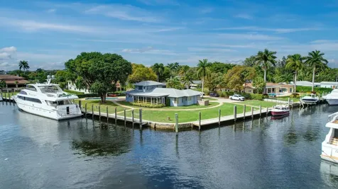 2390 SW 27th Te Fort Lauderdale FL 33312