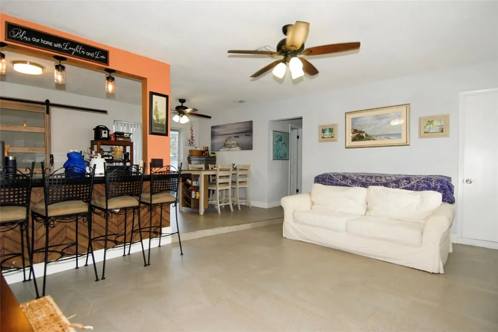 319 SW 9th Court Delray Beach FL 33444
