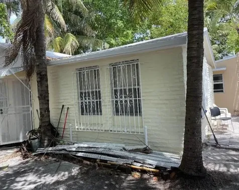 675 NW 34th Street Miami FL 33127