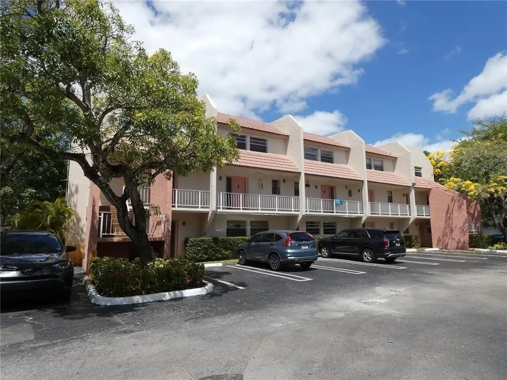 3750 NW 115th Way Coral Springs FL 33065