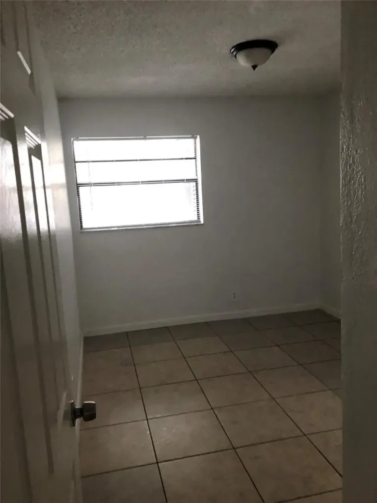 3750 NW 115th Way Coral Springs FL 33065