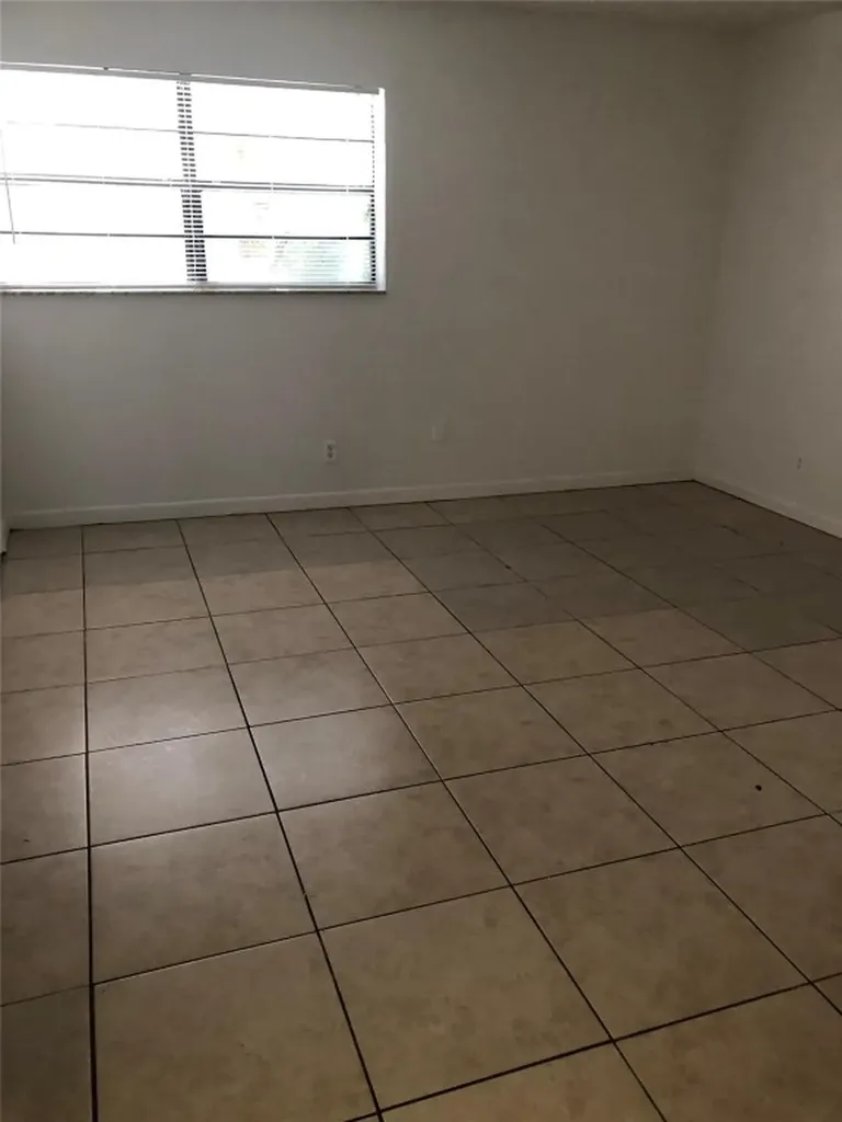 3750 NW 115th Way Coral Springs FL 33065