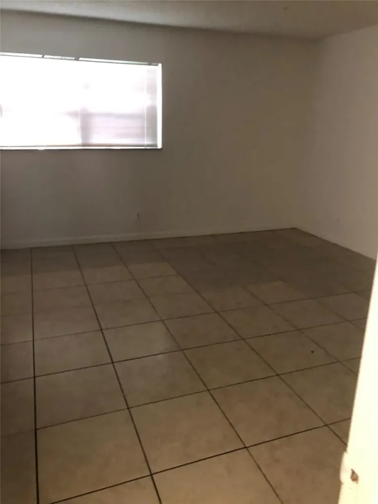 3750 NW 115th Way Coral Springs FL 33065