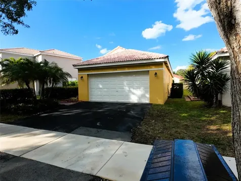 4378 Dogwood Circle Weston FL 33331
