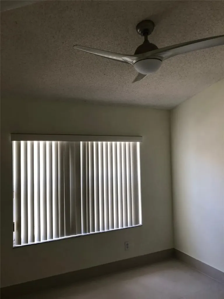 4122 E Silverado Circle Davie FL 33024
