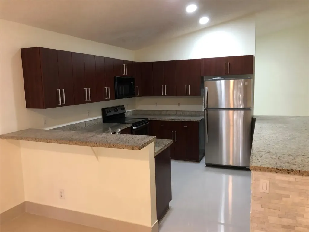 4122 E Silverado Circle Davie FL 33024