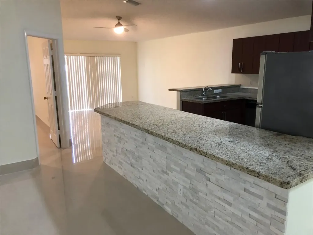 4122 E Silverado Circle Davie FL 33024