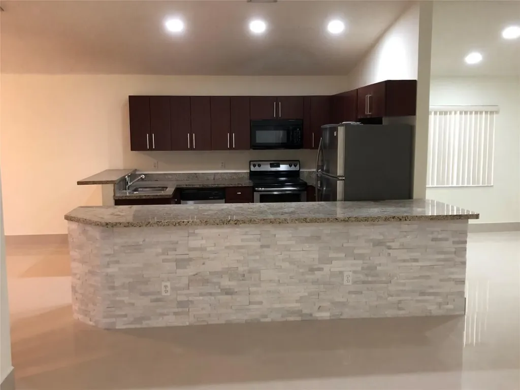 4122 E Silverado Circle Davie FL 33024